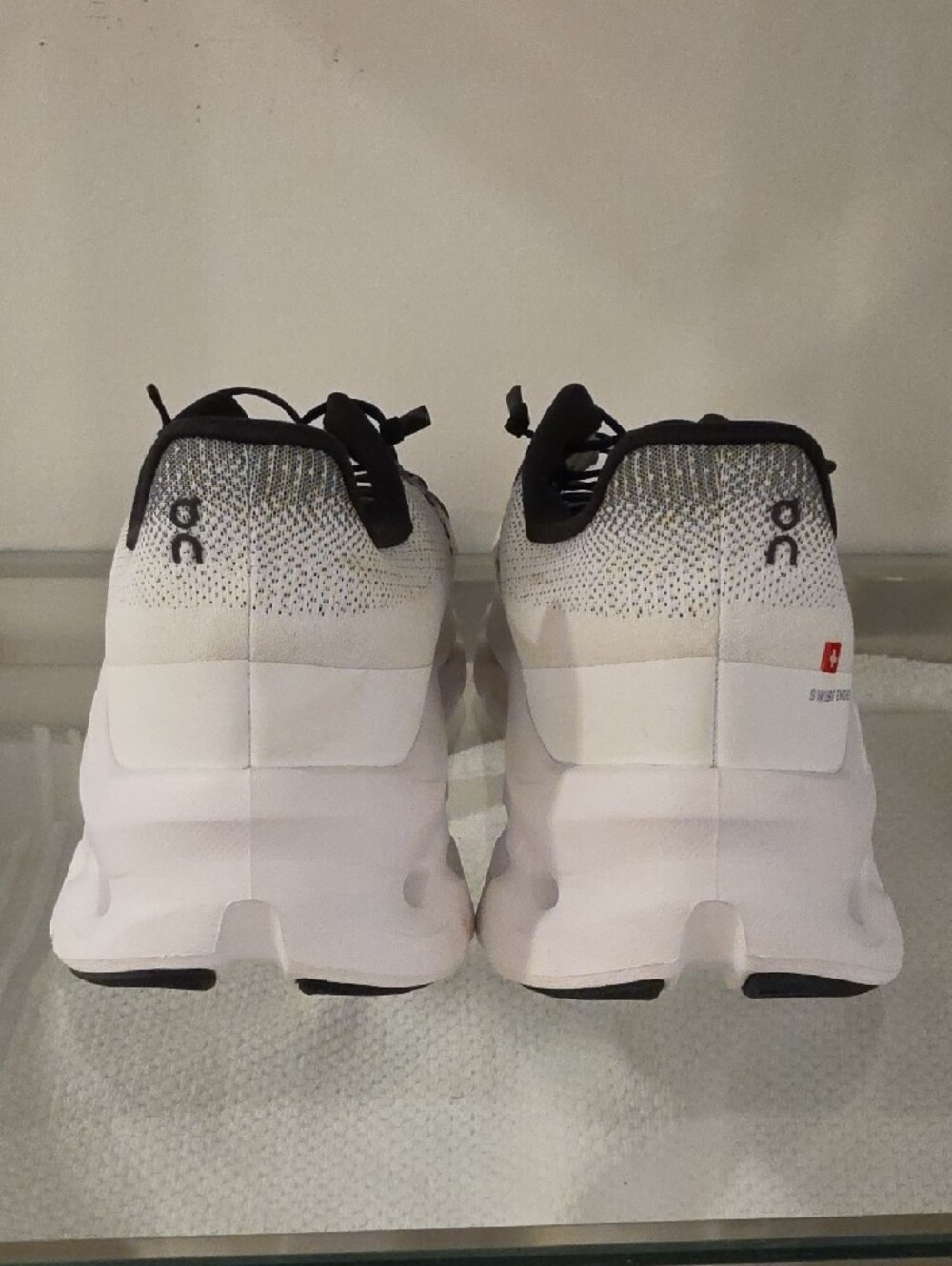 OC womens running Cloudtilt Sneakers in White/Black Size 7.5" new without box - Picture 9 of 11